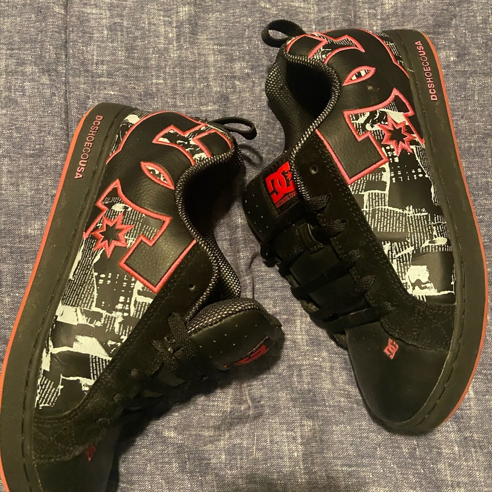 Women’s DC sneakers size 8.5